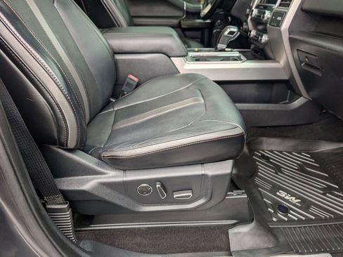 Used 2019 Ford F150 Platinum w/ Equipment Group 701A Luxury image 47