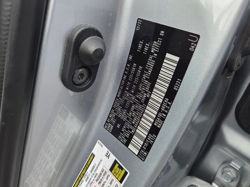 Certified 2023 Toyota Corolla Cross XLE FWD image 17