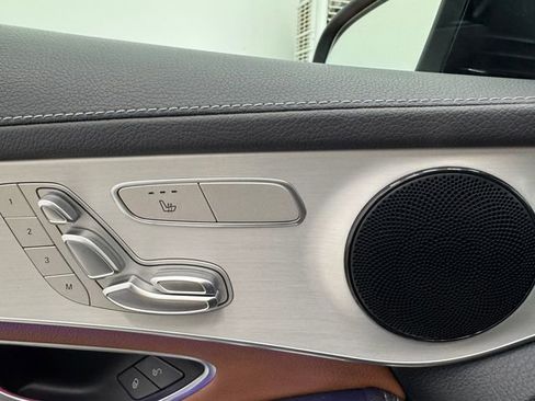 Used 2022 Mercedes-Benz GLC 300 4MATIC Coupe image 34