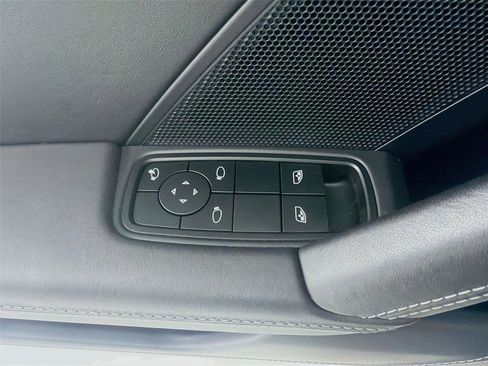 Certified 2023 Porsche 911 50th Anniversary Edition image 11