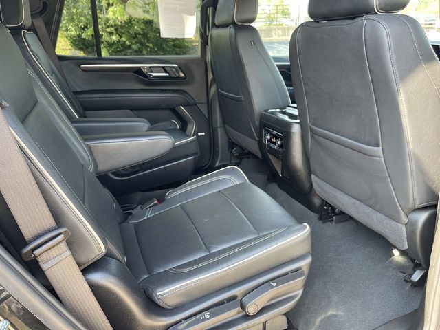 Used 2025 Chevrolet Tahoe Premier AWD/4WD image 15