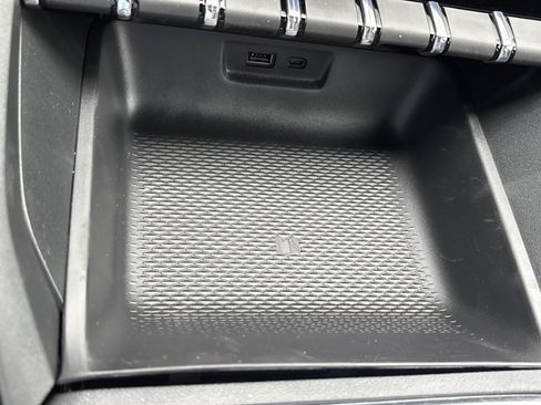 New 2026 GMC Terrain Elevation w/ Technology Package II FWD image 33