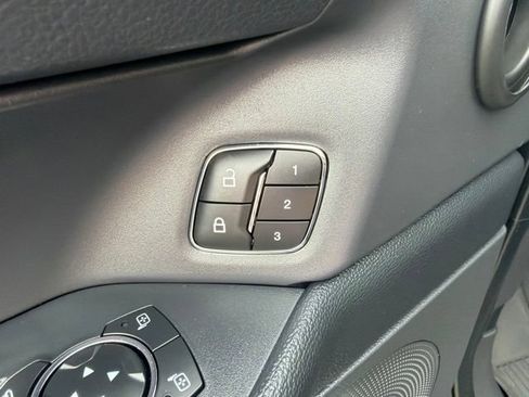 Used 2023 Ford Expedition Limited RWD image 25