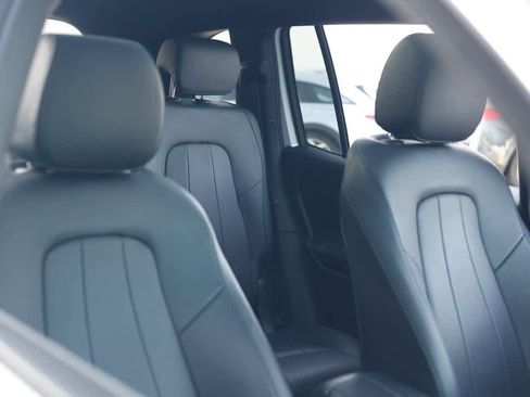 Certified 2022 Mercedes-Benz GLB 250 4MATIC w/ Premium Package Lite image 12