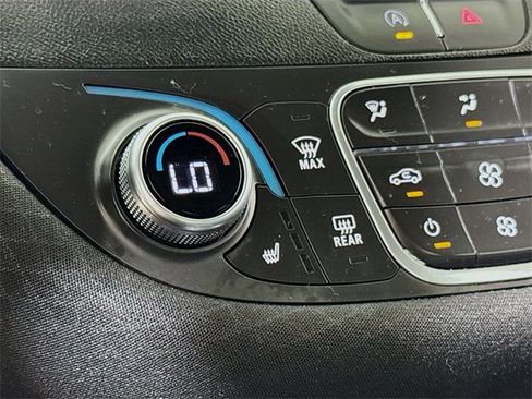 Used 2024 Chevrolet Malibu LT image 17