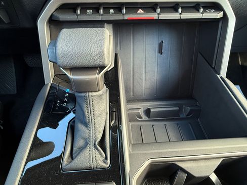 Used 2026 Toyota Tundra Limited image 18