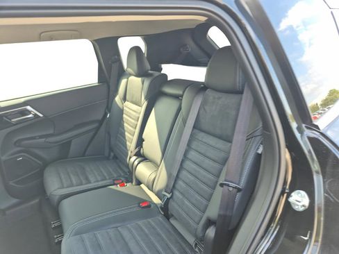 New 2026 Mitsubishi Outlander SE FWD image 27