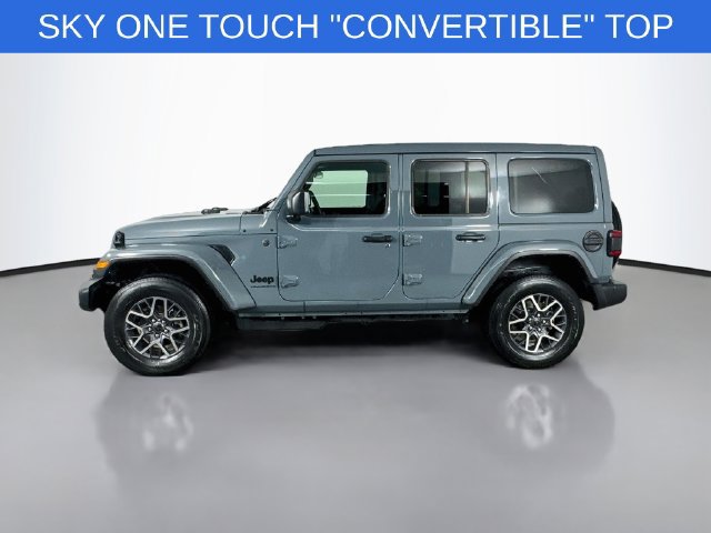 Used 2026 Jeep Wrangler Unlimited Sahara AWD/4WD image 8