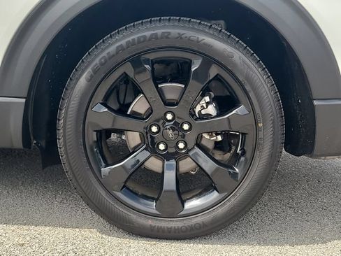 Certified 2023 Ford Explorer ST-Line w/ Class IV Trailer Tow Package RWD image 8