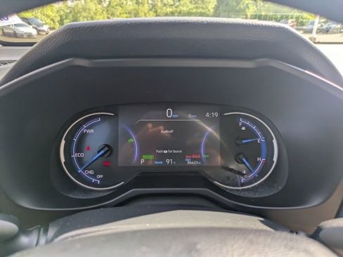 Used 2024 Toyota RAV4 AWD Hybrid image 22