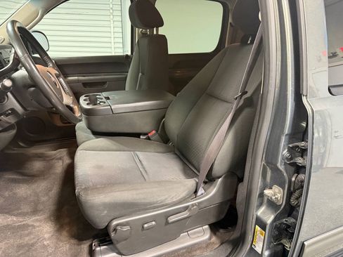 Used 2011 GMC Sierra 1500 SLE w/ Power Tech Package AWD/4WD image 11