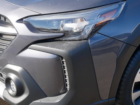 Used 2023 Subaru Outback Limited image 16