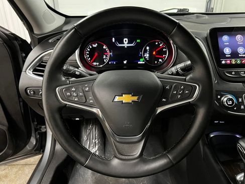 Used 2024 Chevrolet Malibu LT FWD image 22
