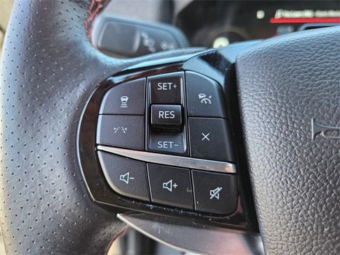 Used 2025 Ford Explorer ST-Line w/ ST-Line Street Pack image 29