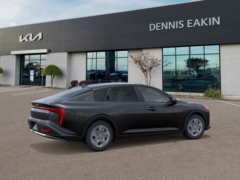New 2025 Kia K4 LX image 6