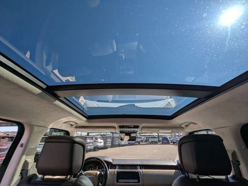 Used 2019 Land Rover Range Rover Long Wheelbase Supercharged AWD/4WD image 19