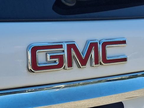 Used 2018 GMC Terrain Denali w/ Comfort Package AWD/4WD image 33