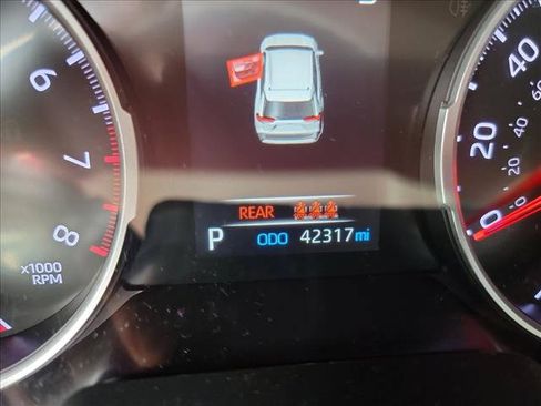 Used 2021 Toyota RAV4 LE FWD image 20