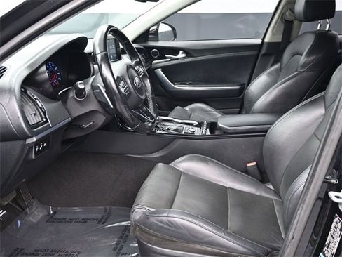 Used 2019 Kia Stinger image 11