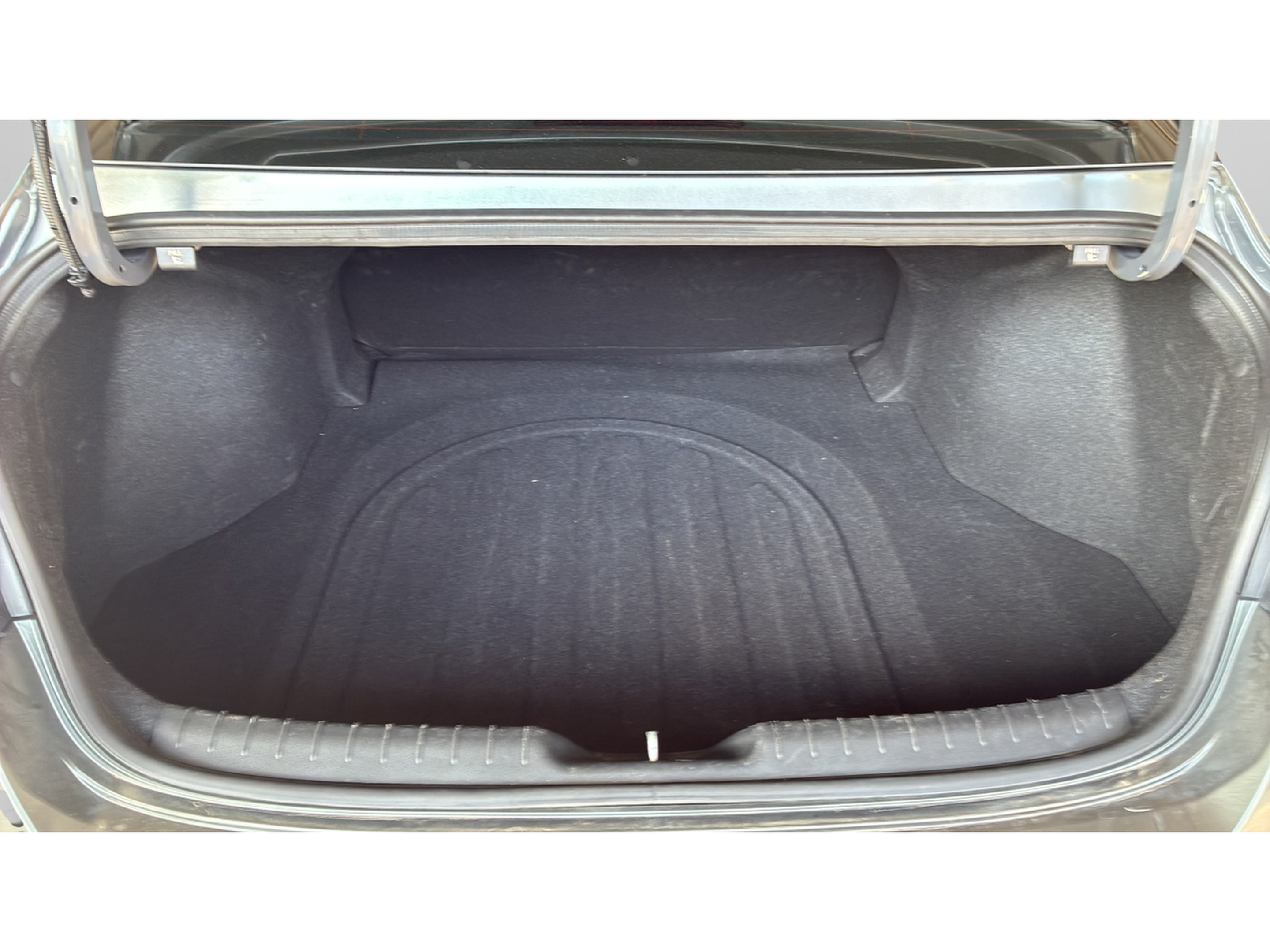 Used 2024 Hyundai Elantra SEL FWD image 21