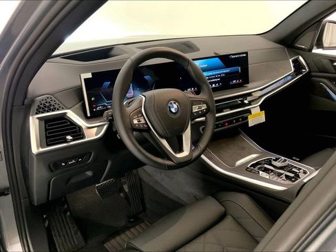 New 2026 BMW X5 xDrive50e w/ Executive Package image 4