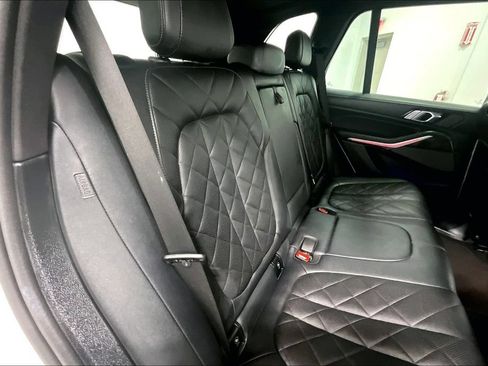 Used 2024 BMW X5 xDrive40i AWD/4WD image 29
