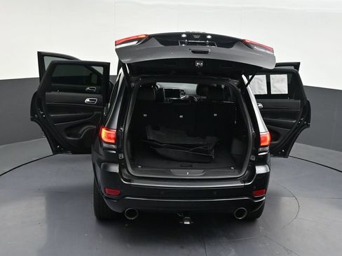 Used 2021 Jeep Grand Cherokee Laredo X RWD image 37