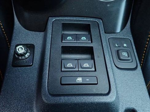 Used 2022 Ford Bronco Badlands AWD/4WD image 19