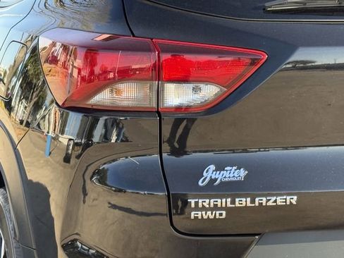 Certified 2023 Chevrolet TrailBlazer LT w/ Convenience Package image 7