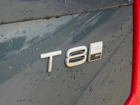 Used 2025 Volvo XC90 T8 Plus w/ Protection Package Premier AWD/4WD image 45