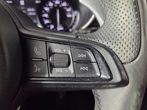 Used 2023 Alfa Romeo Stelvio Sprint RWD image 16