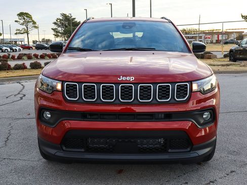New 2026 Jeep Compass Latitude image 3
