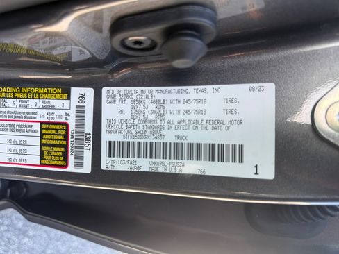 Used 2024 Toyota Tundra SR AWD/4WD image 28