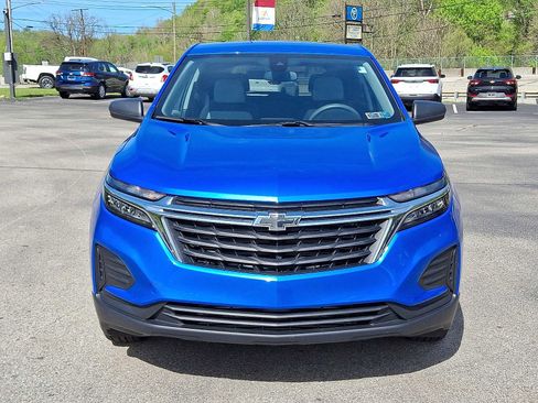 Used 2024 Chevrolet Equinox LS w/ LS Convenience Package AWD/4WD image 2