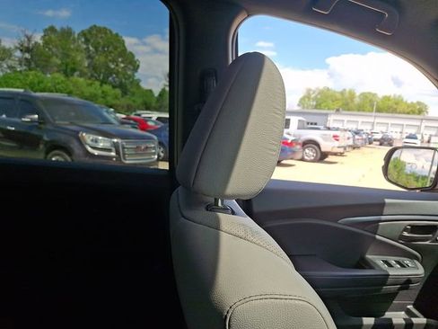 Used 2023 Honda Passport EX-L image 13