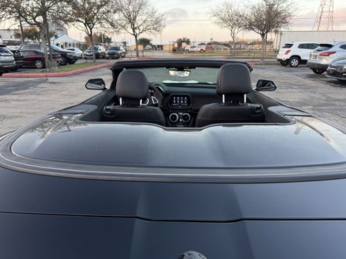 Used 2022 Chevrolet Camaro ZL1 image 38