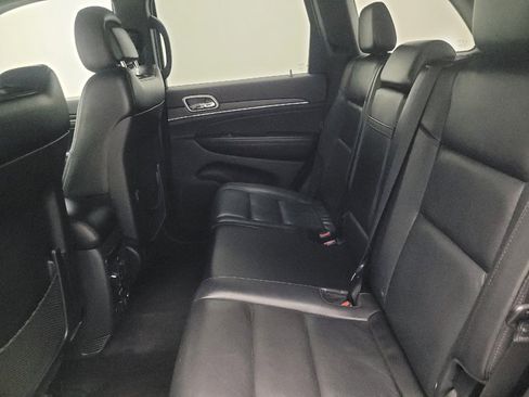 Used 2018 Jeep Grand Cherokee Limited image 18
