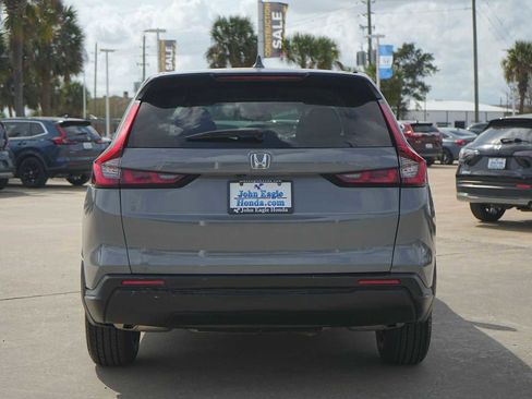 Certified 2025 Honda CR-V LX image 5