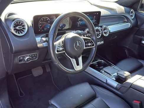 Used 2021 Mercedes-Benz GLB 250 image 10
