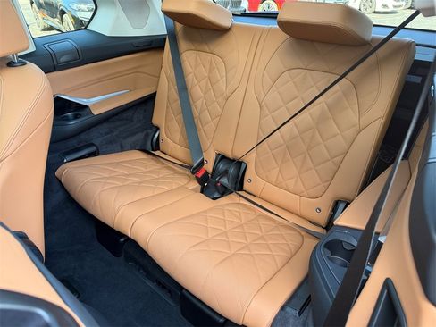 Certified 2026 BMW X7 xDrive40i w/ Executive Package image 37