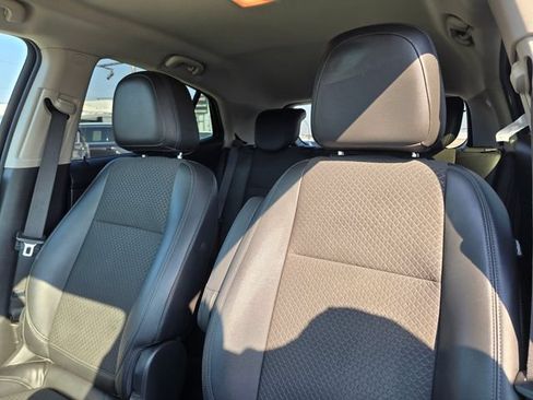 Used 2019 Buick Encore Preferred AWD/4WD image 22