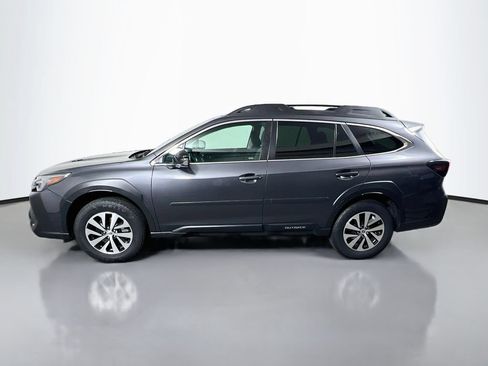 Used 2023 Subaru Outback Premium AWD/4WD image 5