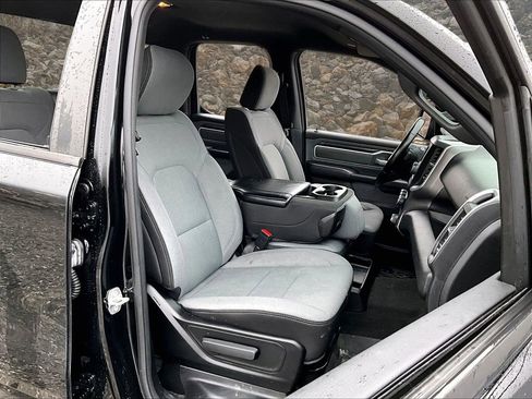 Used 2021 RAM 1500 Big Horn image 7