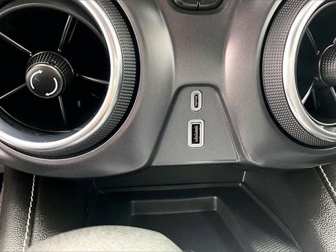 Used 2023 Chevrolet Blazer LT w/ Convenience Package image 32