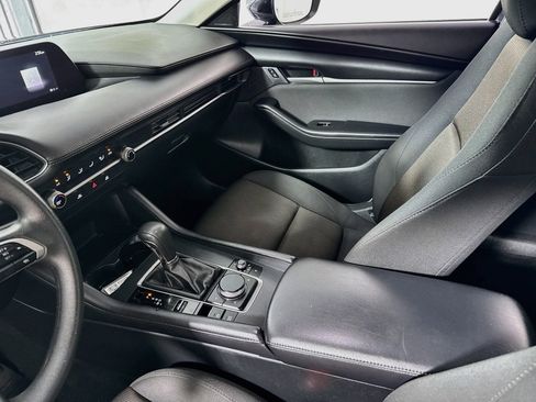 Used 2024 MAZDA MAZDA3 s FWD image 22