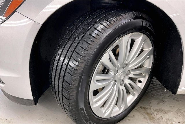 Used 2018 Buick LaCrosse Premium w/ Sun and Shade Package FWD image 34