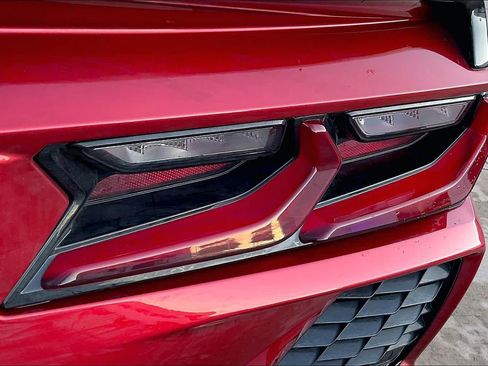 Used 2022 Chevrolet Corvette Stingray Coupe w/ Z51 Performance Package image 25