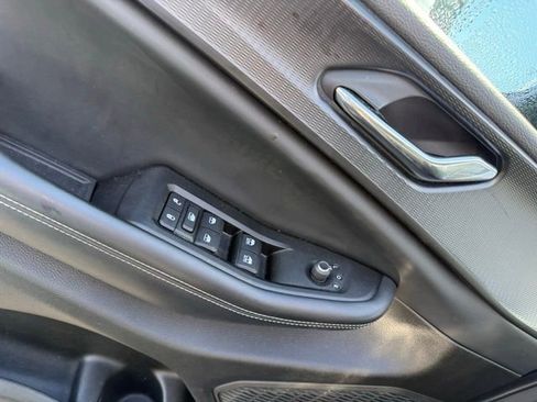 Used 2024 Jeep Grand Cherokee L Altitude image 11