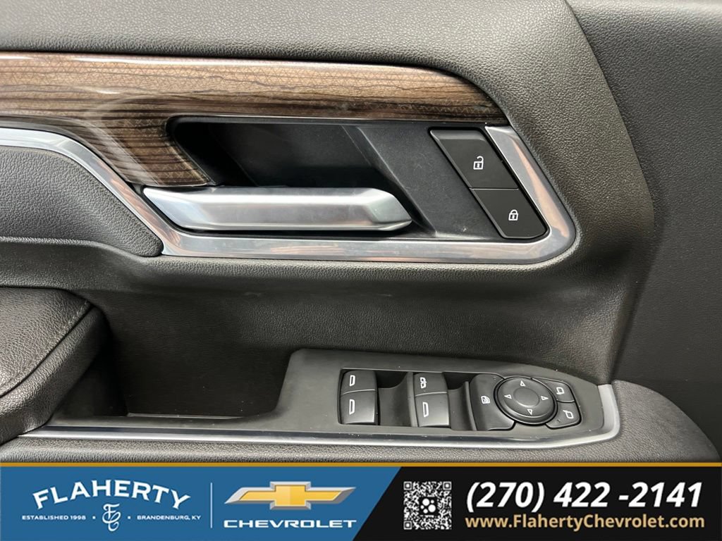 Used 2025 Chevrolet Silverado 2500 LT w/ Convenience Package AWD/4WD image 23