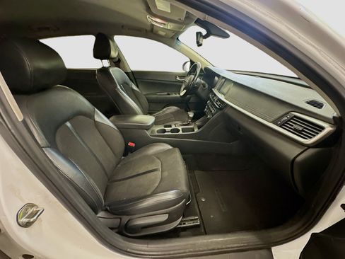 Used 2019 Kia Optima S FWD image 31